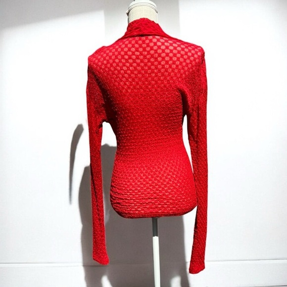 🌻NEW w/o tags FRAME Cherry Red Mesh Stretch Lace Turtleneck Top Size Medium - Picture 8 of 13